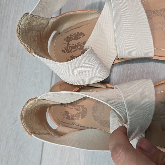 Sorel Women Ella Crisscross Strappy Flta Sadals Slip On Shoes Sz 7 - Picture 6 of 12